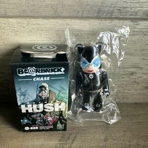 BE@RBRICK CATWOMAN Figure